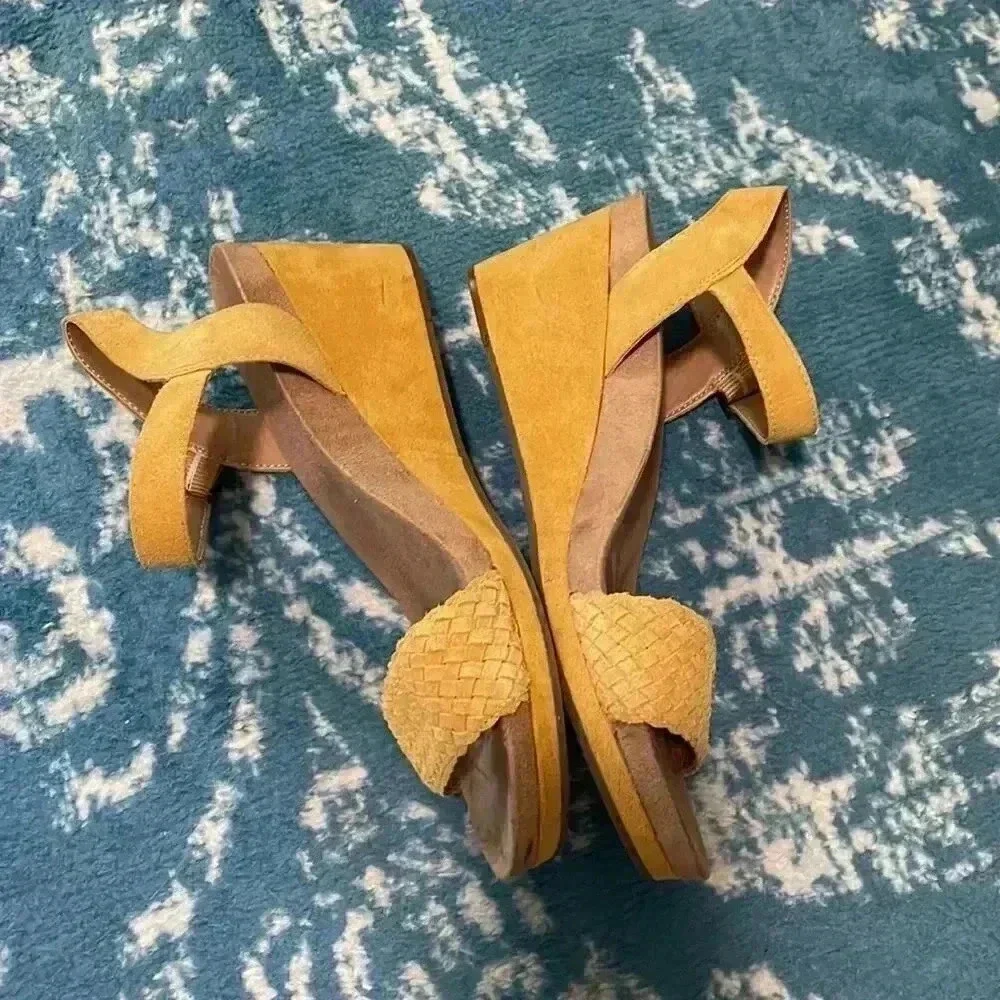 Lucky Brand Golden woven suede wedge heel sandals 9.5